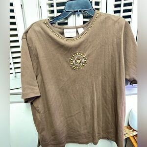 Women’s Alfred Dunner pull over shirt